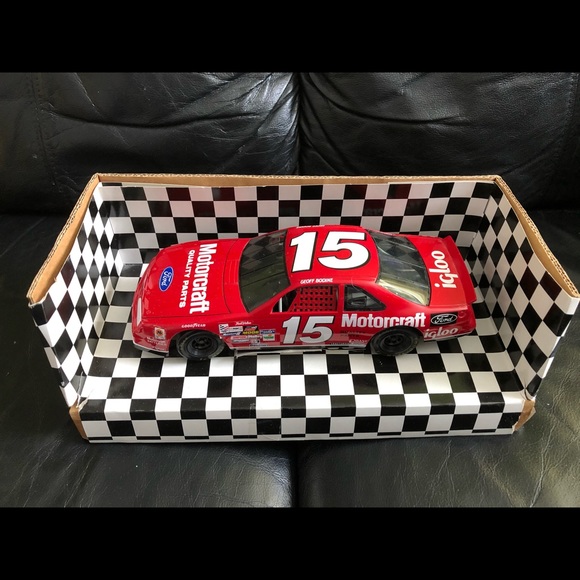 American Muscle Geoff Bodine #15 - Picture 1 of 5